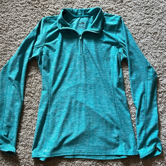 Womens North Face quarter zip - Picture 3 of 4